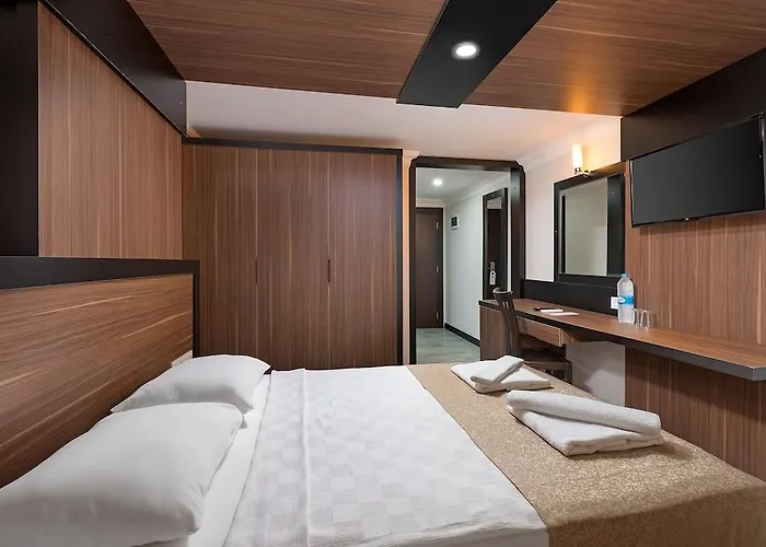 Hotel Senza Grand Santana 5*
