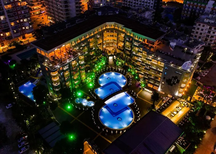 Senza Grand Santana Hotel