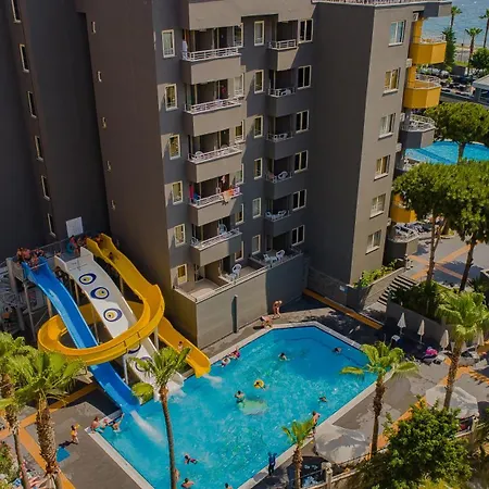 Hotel Senza Grand Santana