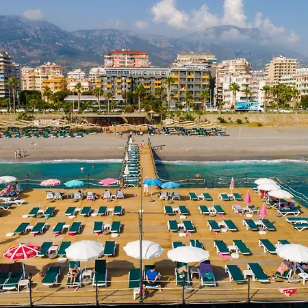 Senza Grand Santana Hotel