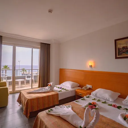 Senza Grand Santana Hotel